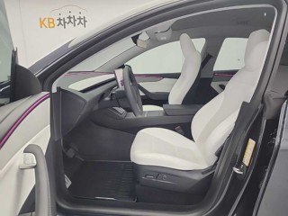 테슬라 모델 Y RWD