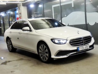 벤츠 E 클래스 E-클래스 W213 E300e 4MATIC 익스클루시브