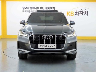 아우디 Q7 Q7 (4M) 45 TDI 콰트로 프리미엄