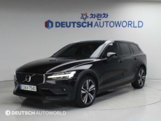 볼보 V60 V60 크로스 컨트리 2세대 2.0 B5 프로 AWD