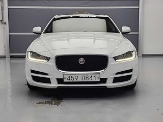 재규어 XE 2.0D 포트폴리오