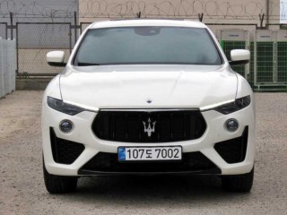 마세라티 르반떼 3.0  AWD 그란 스포츠