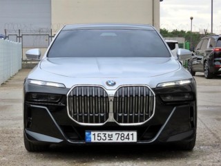 BMW 7시리즈 7시리즈 (G70) 740i sDrive M 스포츠