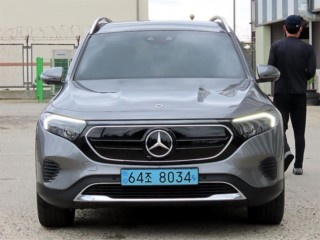 벤츠 EQB EQB (X243) EQB 300 4MATIC