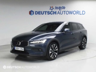 볼보 V60 V60 크로스 컨트리 2세대 2.0 B5 얼티메이트 AWD