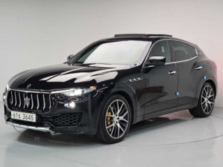 마세라티 르반떼 3.0 S AWD 그란루쏘