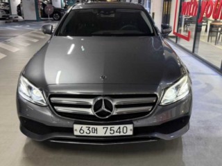 벤츠 E 클래스 E-클래스 W213 E300 4MATIC 아방가르드