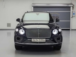 벤틀리 벤테이가 4.0 V8