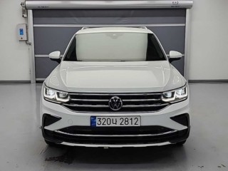 폭스바겐 티구안 티구안(2세대) 2.0 TDI 프리미엄