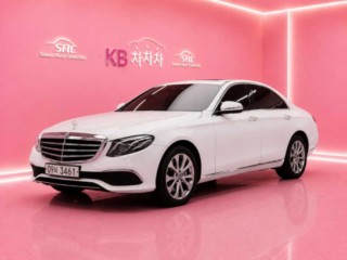 벤츠 E 클래스 E-클래스 W213 E300 4MATIC 익스클루시브