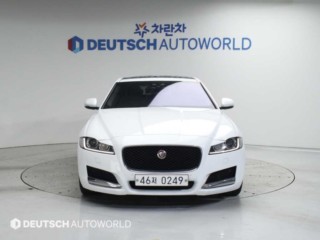 재규어 XF XF(X260) 2.0D 프레스티지 AWD