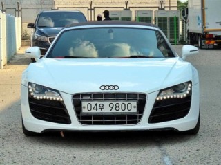아우디 R8 5.2 V10 스파이더