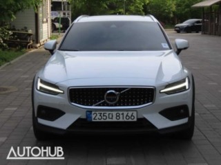 볼보 V60 V60 크로스 컨트리 2세대 2.0 B5 프로 AWD