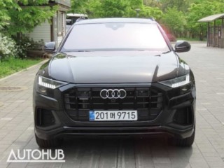 아우디 Q8 55 TFSI 콰트로 프리미엄