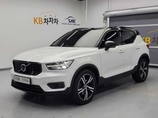 볼보 XC40 T4 4WD R-디자인