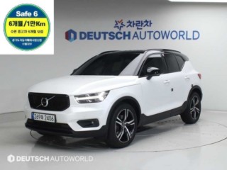 볼보 XC40 B4 AWD R-디자인