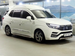 KG모빌리티(쌍용) 코란도 코란도투리스모 4WD 샤토 9인승 하이 리무진