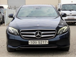 벤츠 E 클래스 E-클래스 W213 E300 4MATIC 아방가르드