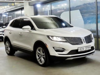 링컨 MKC 2.0 AWD 리저브