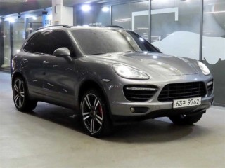 포르쉐 카이엔 뉴 카이엔 4.8 터보