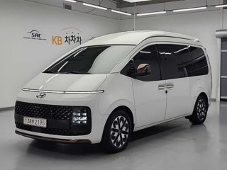 현대 스타리아 4WD 디젤 라운지 리무진 9인승