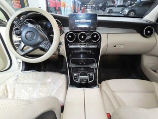 벤츠 C 클래스 C클래스 W205 C220 d 아방가르드