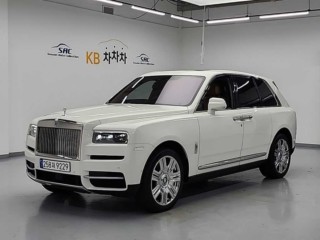 롤스로이스 컬리넌 6.7 V12