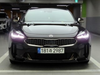 기아 스팅어 가솔린 2.0 터보 2WD 플래티넘