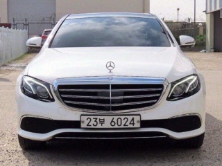벤츠 E 클래스 E-클래스 W213 E400 4MATIC 익스클루시브