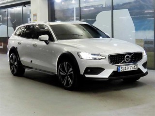 볼보 V60 V60 크로스 컨트리 2세대 2.0 B5 프로 AWD