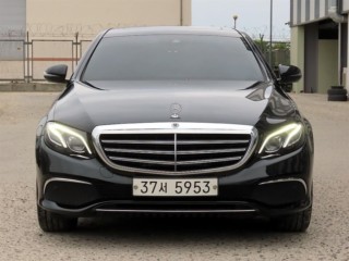 벤츠 E 클래스 E-클래스 W213 E220d 4MATIC 익스클루시브