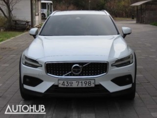 볼보 V60 V60 크로스 컨트리 2세대 2.0 T5 프로 AWD