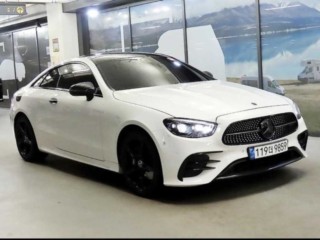 벤츠 E 클래스 E-클래스 W213 E300d 4MATIC 쿠페