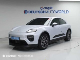 포르쉐 마칸 마칸 EV 4