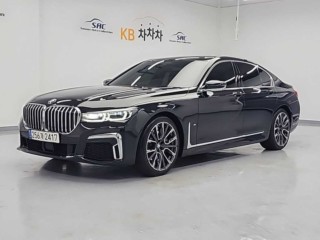 BMW 7시리즈 7시리즈 (G11) 740I M 스포츠 패키지