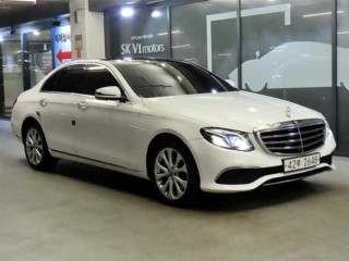 벤츠 E 클래스 E-클래스 W213 E300 4MATIC 익스클루시브