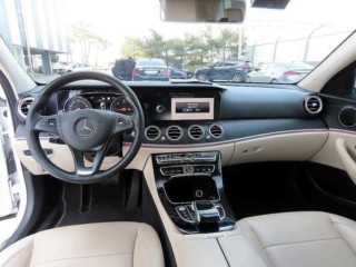 벤츠 E 클래스 E-클래스 W213 E220d 아방가르드