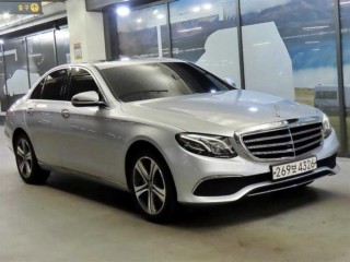 벤츠 E 클래스 E-클래스 W213 E220d 익스클루시브