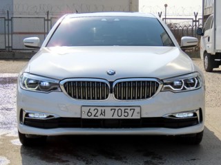 BMW 5시리즈 5시리즈 (G30) 520d xDrive 럭셔리 플러스