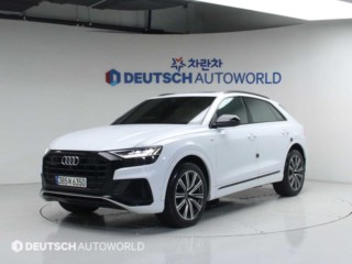 아우디 Q8 55 TFSI 콰트로 프리미엄