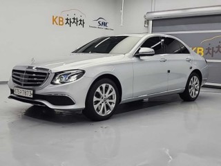 벤츠 E 클래스 E-클래스 W213 E300 4MATIC 익스클루시브