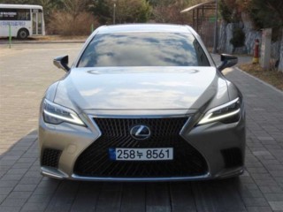 렉서스 LS LS500h 3.5 플래티넘 AWD