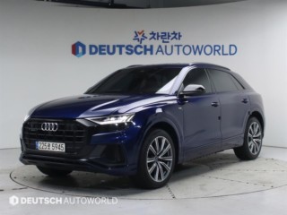 아우디 Q8 55 TFSI 콰트로 프리미엄