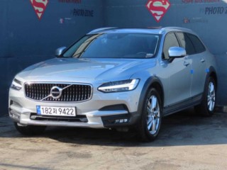 볼보 V90 V90 크로스컨트리 D5 AWD