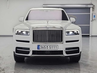 롤스로이스 컬리넌 6.7 V12