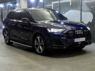 아우디 Q7 Q7 (4M) 55 TFSI 콰트로 프리미엄