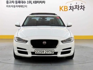 재규어 XE 2.0D 프레스티지