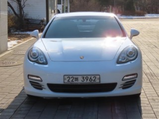 포르쉐 파나메라 3.6 AWD