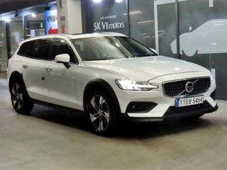 볼보 V60 V60 크로스 컨트리 2세대 2.0 B5 프로 AWD