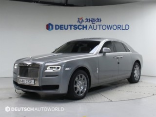 롤스로이스 고스트 6.6 V12
